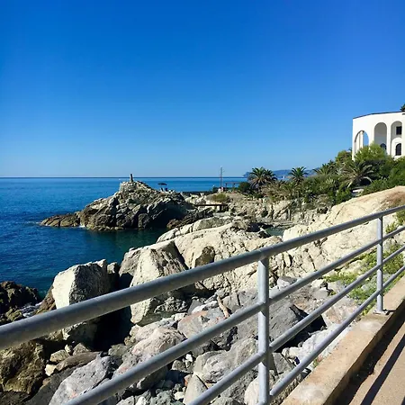 La Mola Varazze